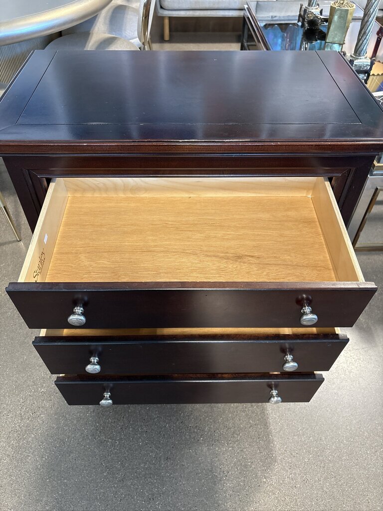 Stanley Dresser 3 Drawer Nightstand- 32X18X30H- AS IS