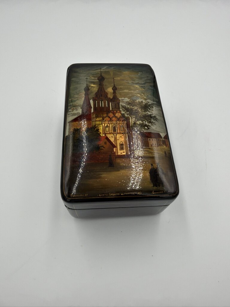 Vintage 1993 Fedoskino Russian Lacquer Box "Church of the Nativity on Dmitrovka" by Gennady Larishchev