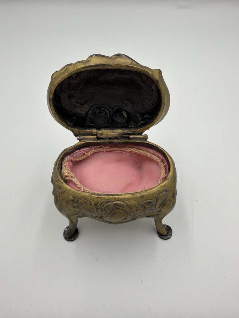 Antique Jennings Brothers Art Nouveau Jewelry Casket Box JB 1134 Pink Silk