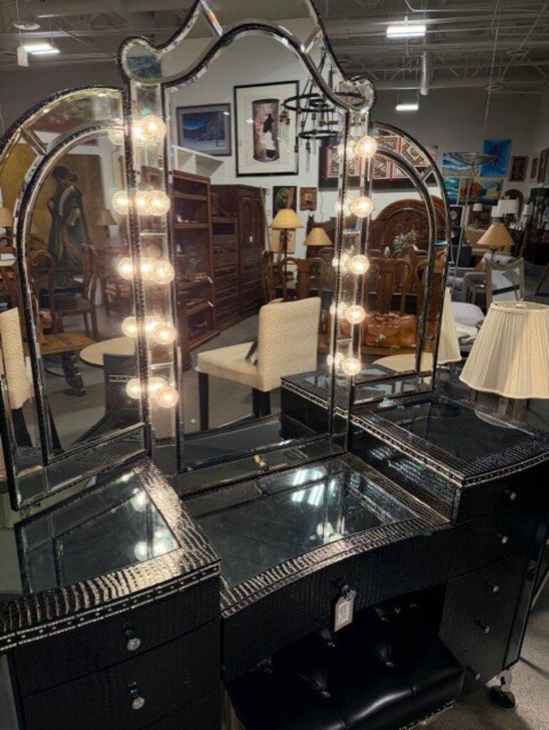 Michael Amini Hollywood Swank Vanity W/ Bench-AS IS - 56X18X78H
