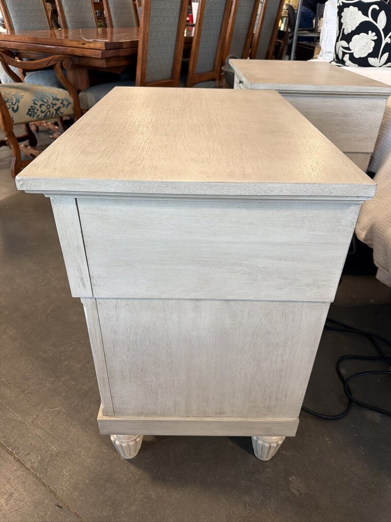 American Drew Grand Bay Augustine 3-Drawer Nightstands- Pair- 28X18X29H