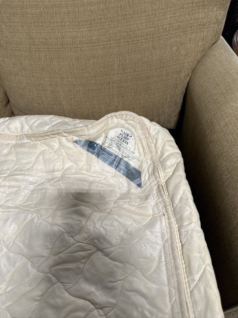 La-Z-Boy Tan Sleeper Sofa W/ Air Mattress & Pump- 83"