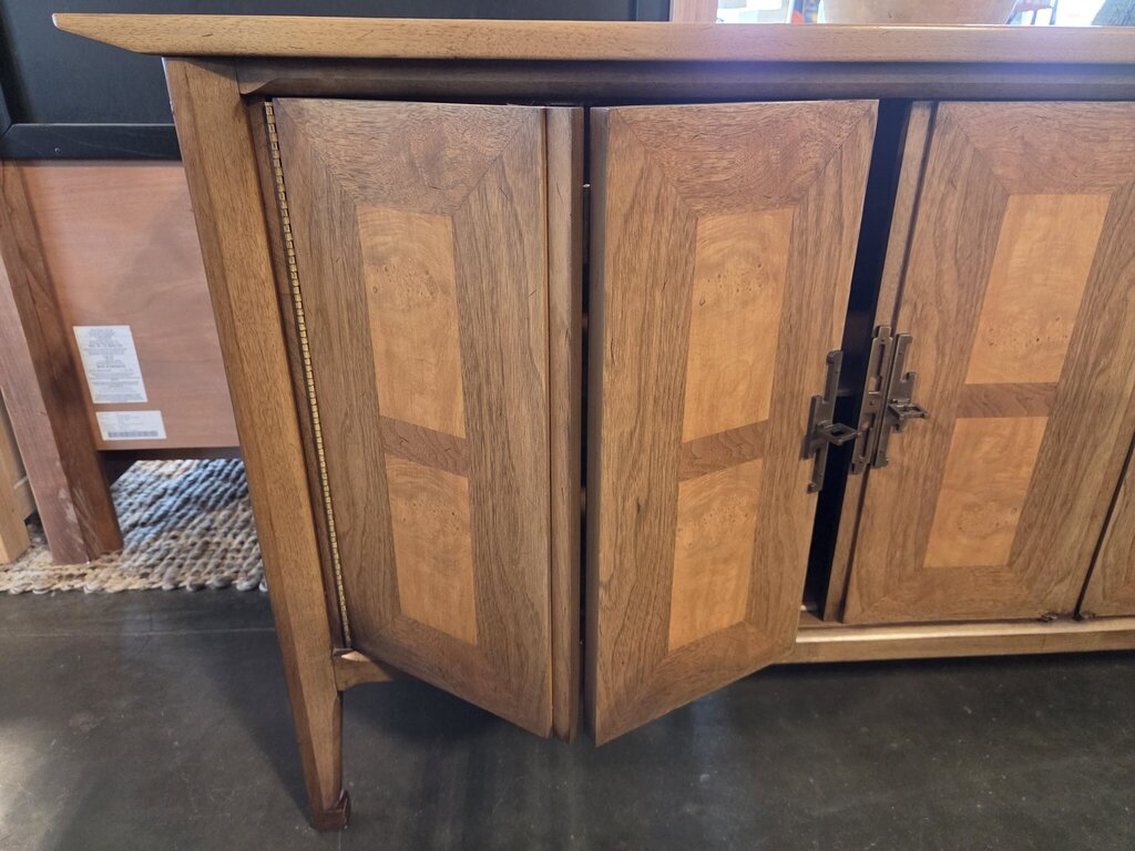 MCM White Furniture Company Console- 72X20X33H