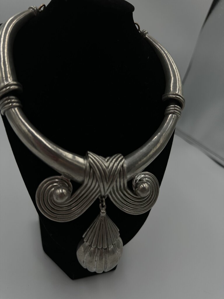 Vintage Silvertone Choker