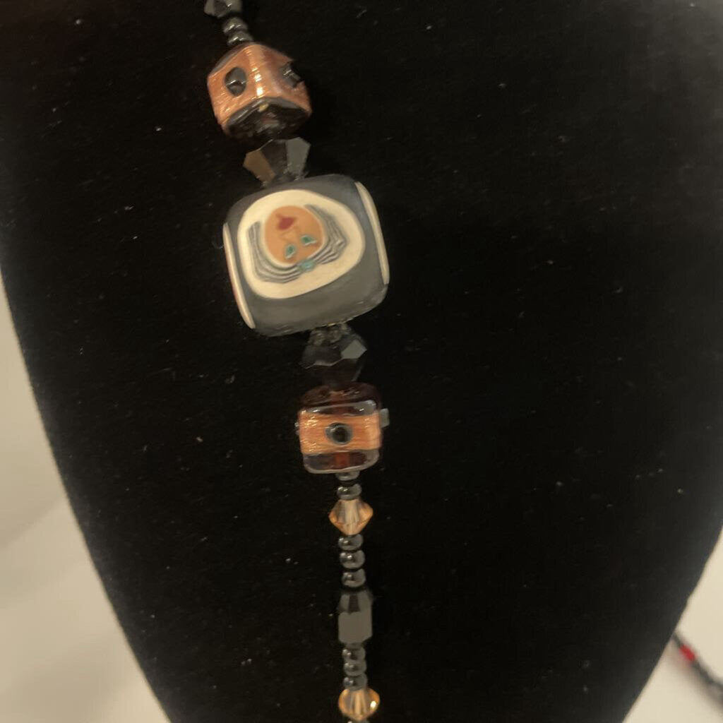 Multicolored Beaded Necklace With Faces