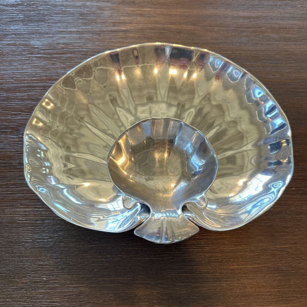 Wilton Armetale Chip & Dip Server - 12"
