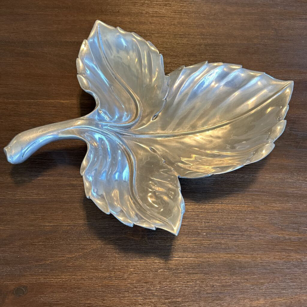 Royal Hickman Pewter Leaf