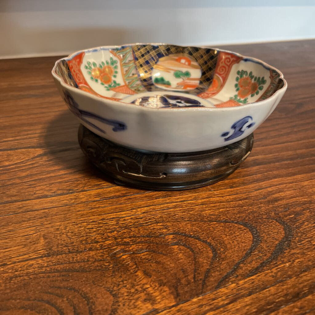 Antique Japanese Arita Imari Bowl - 6"