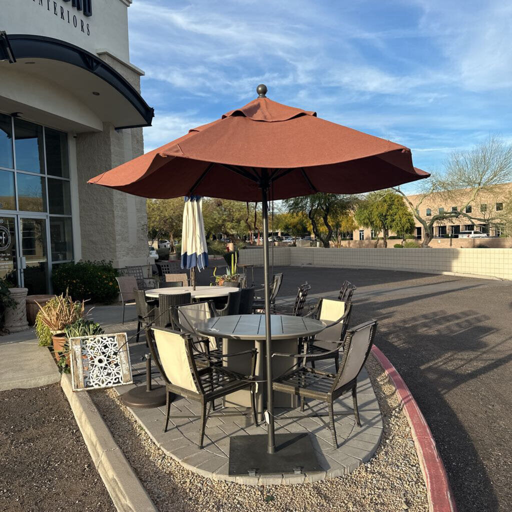 Rust Smooth Umbrella W/ Square Umbrella Stand- 8'