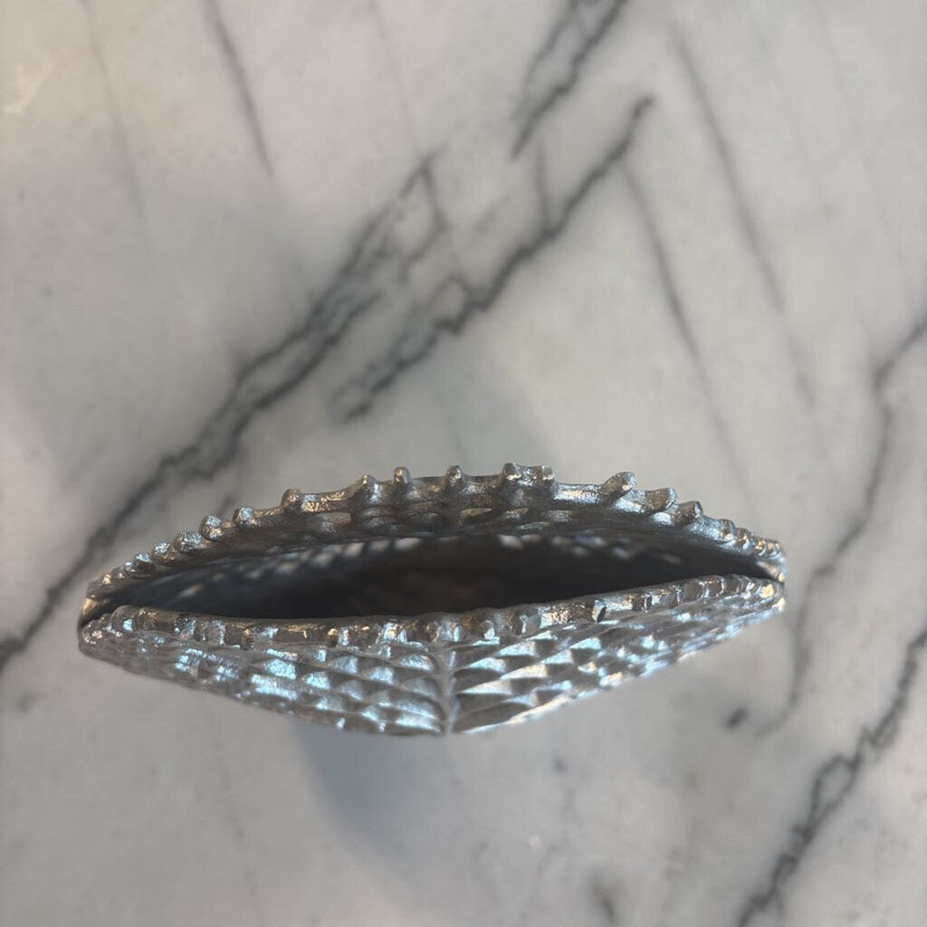 "Silver" Metal Webbed Vase-10.5X14H