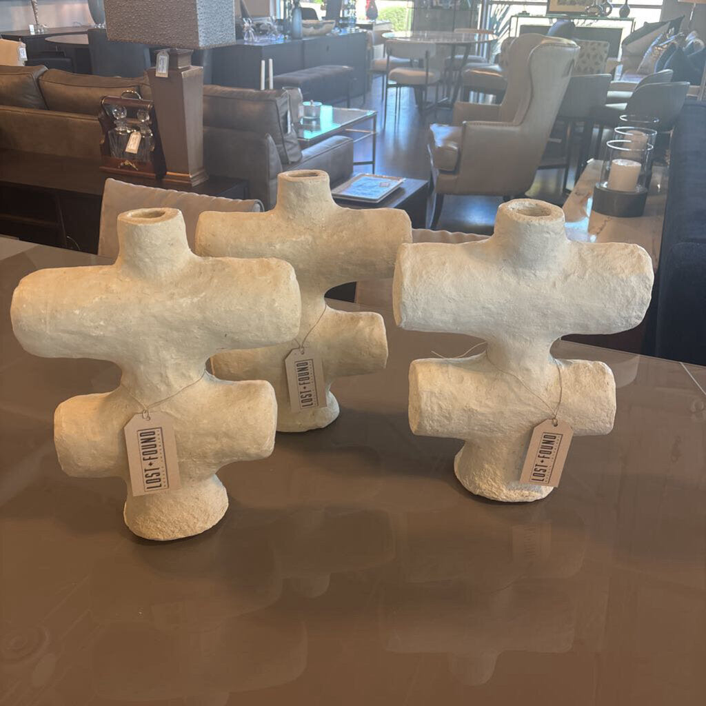Organic Cream Shaped Vase- 11X3X14H