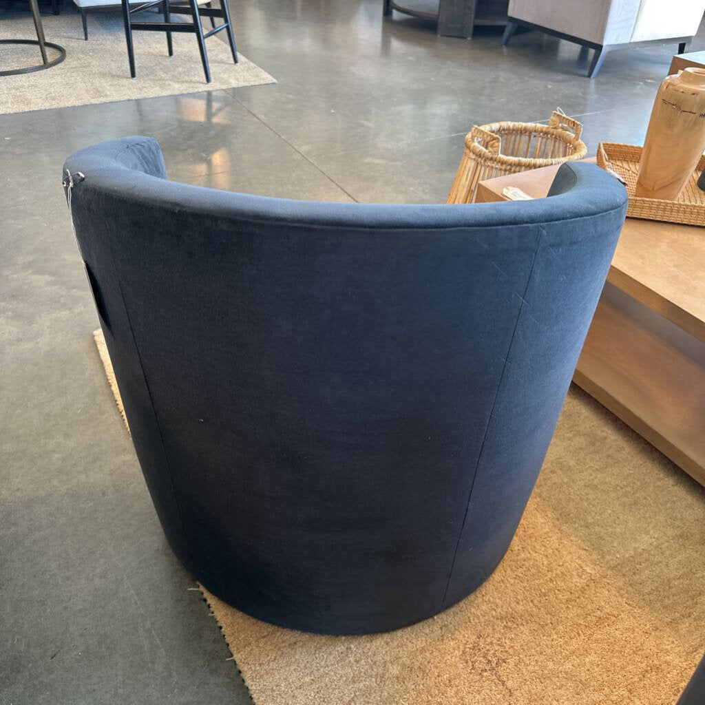 Trend Contract Furnishings Midnight Swivel Chair- AS IS