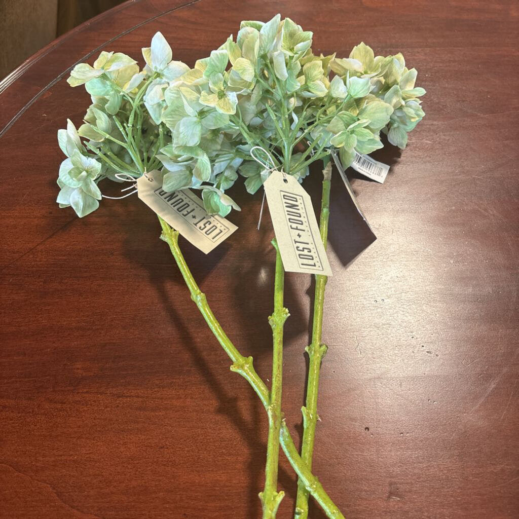 Hydrangea Stem - 18.5"