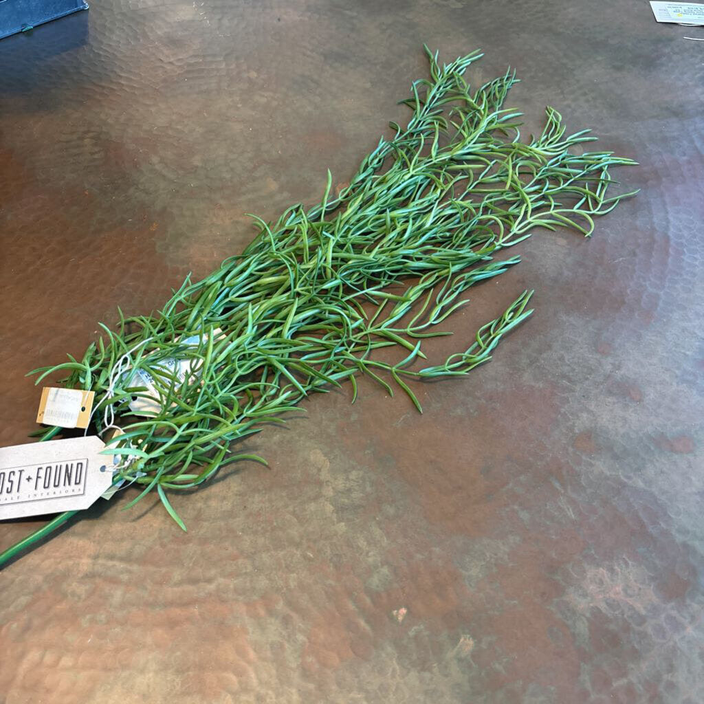 Hanging Grass Bush - 26'