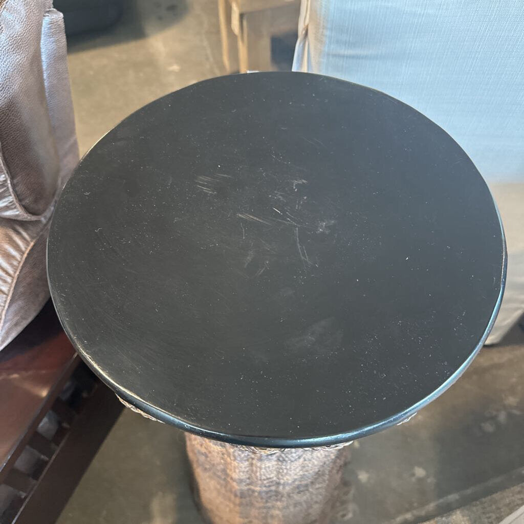 Rattan Hourglass Pedestal Table- 14X38H