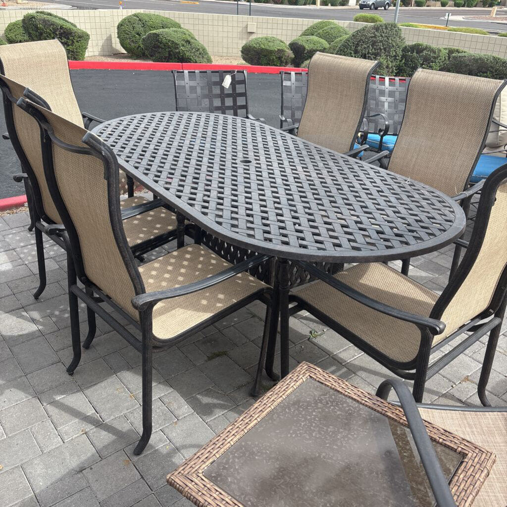 Oval Cast Aluminum Outdoor Patio Dining Table- 42X86