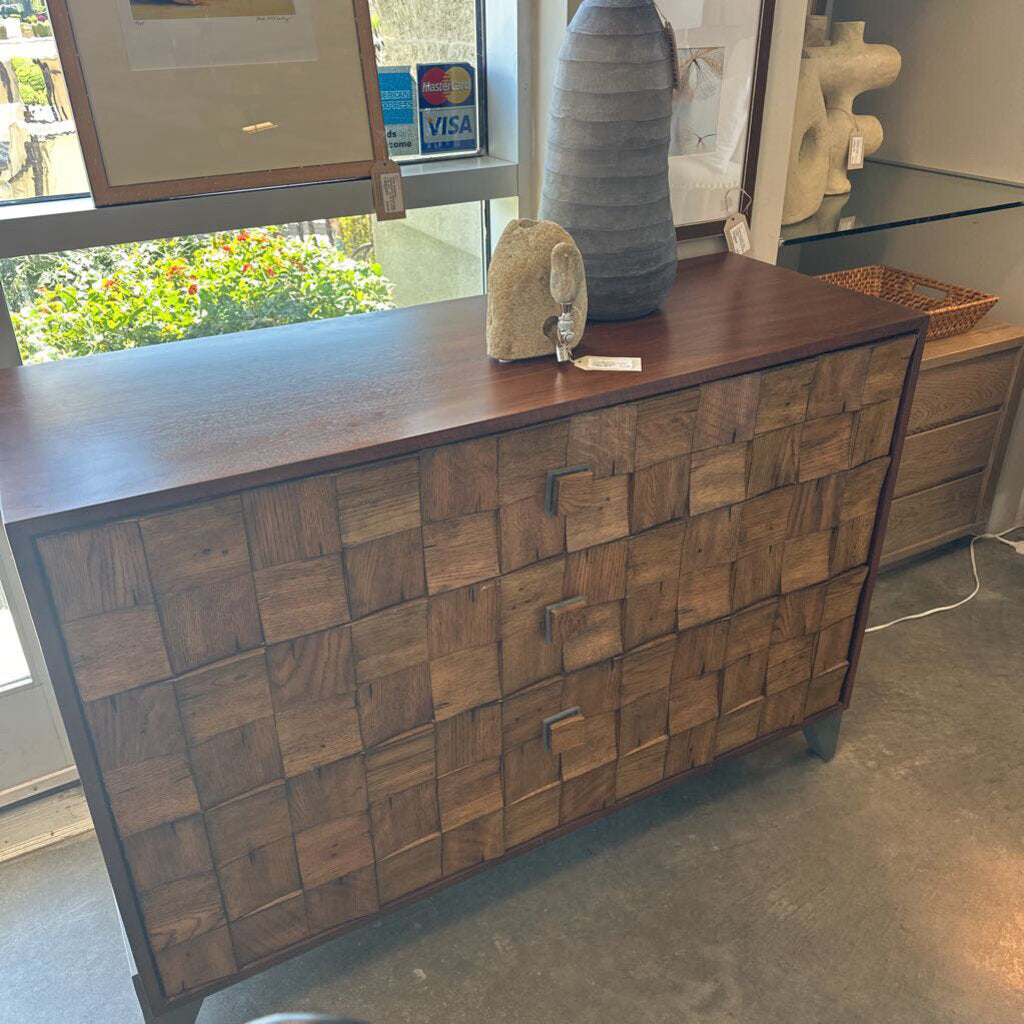 American Drew Modern Synergy Console- 49.5X18X35.5H