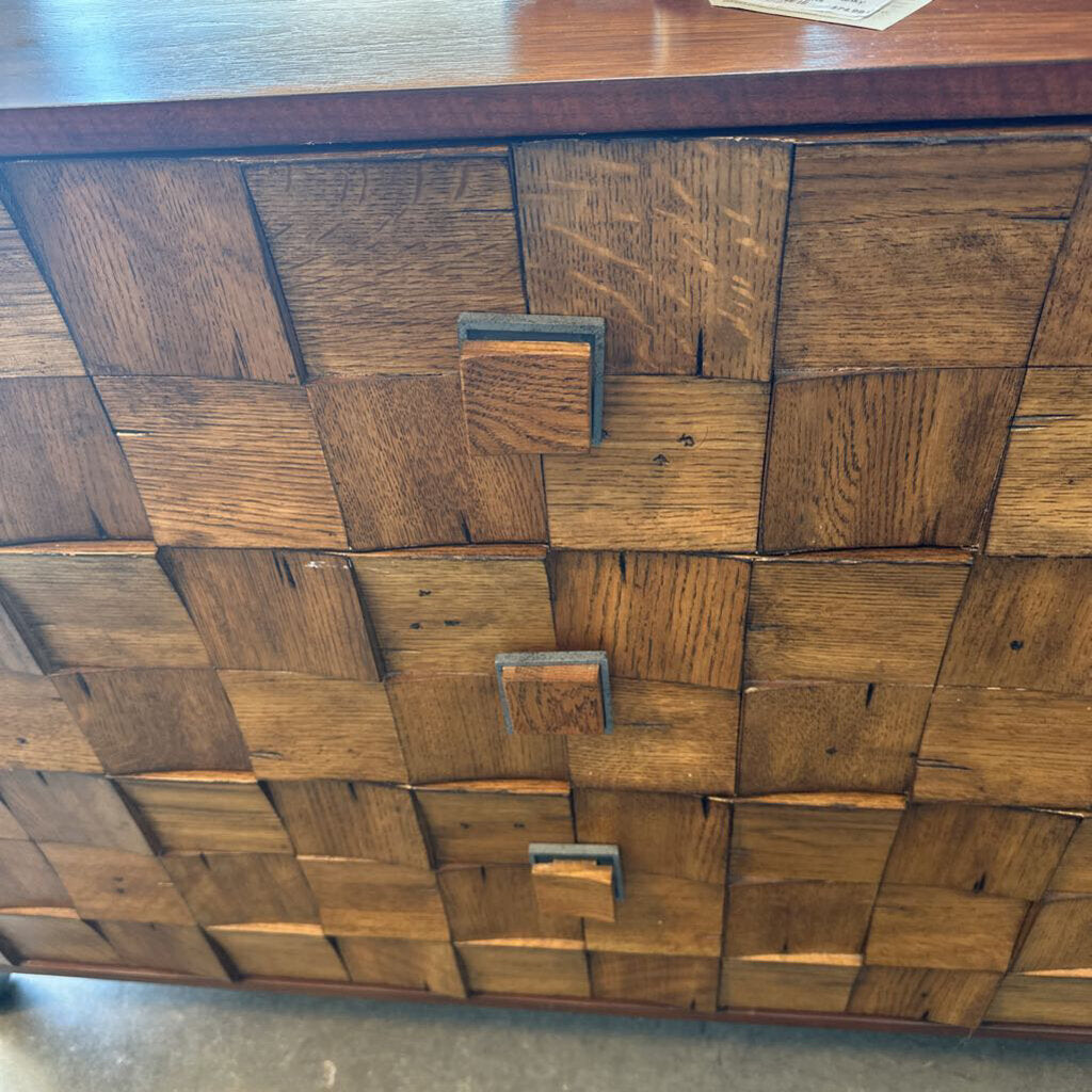 American Drew Modern Synergy Console- 49.5X18X35.5H