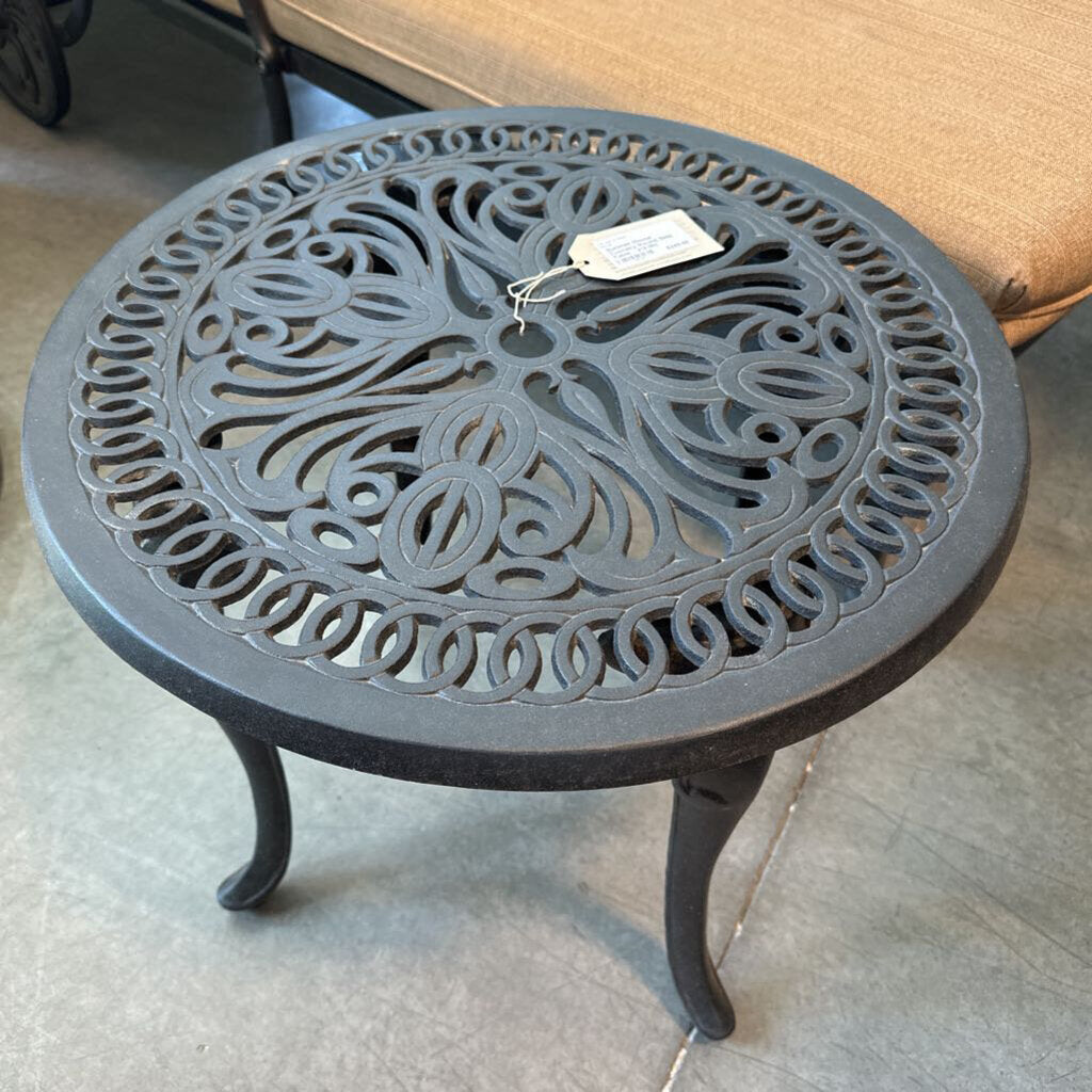 Summer House Tuscany Round Side Table - 21X18H