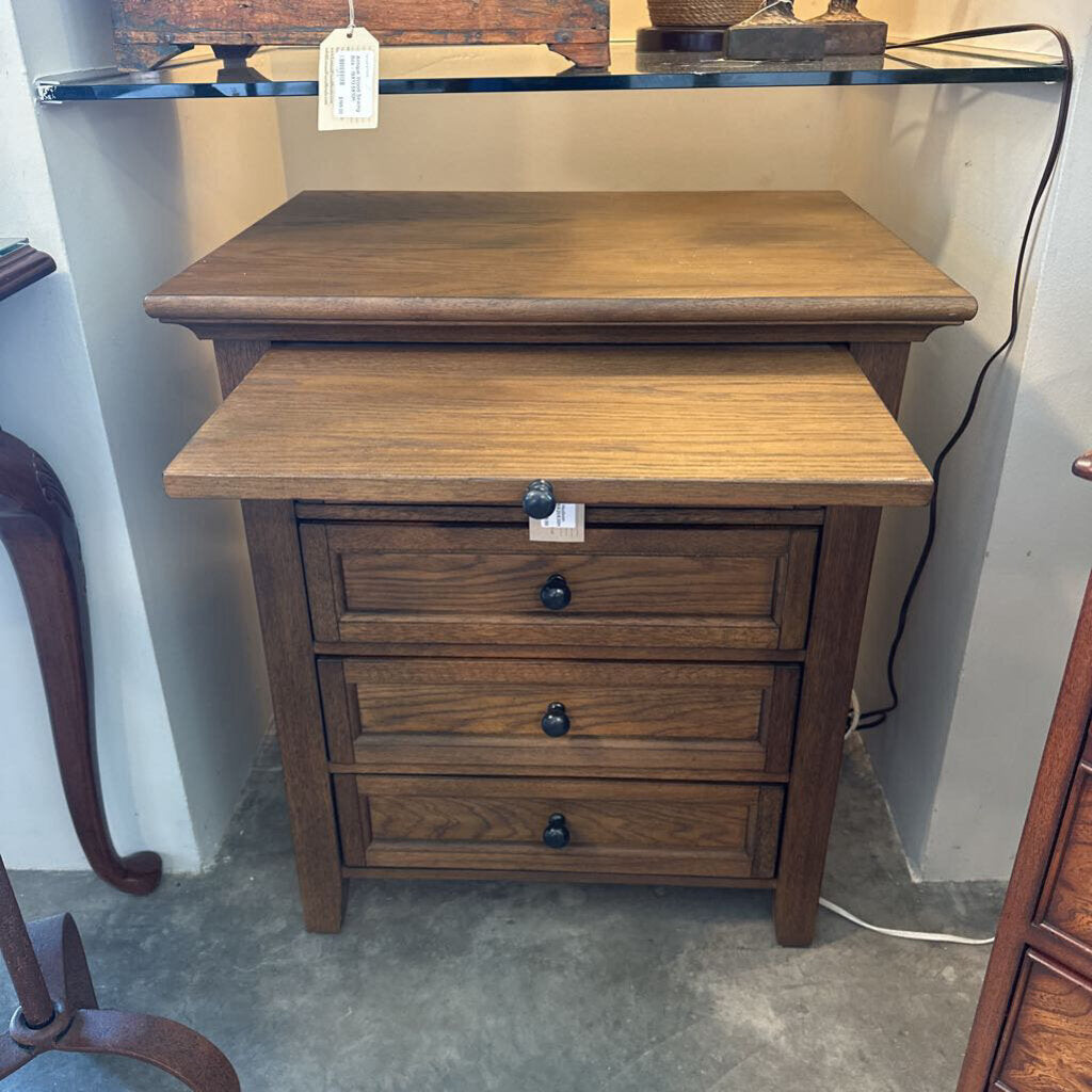 Pottery Barn Hudson Nightstand- 26X20X30H