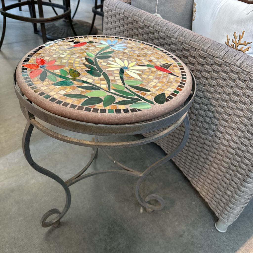 KNF Mosaic Round Side Table W/ Iron Base- 18X23H