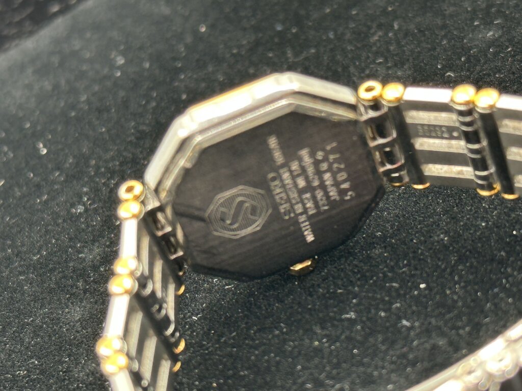 Vintage Seiko Quartz 10 BAR Two-Tone Octagonal Watch