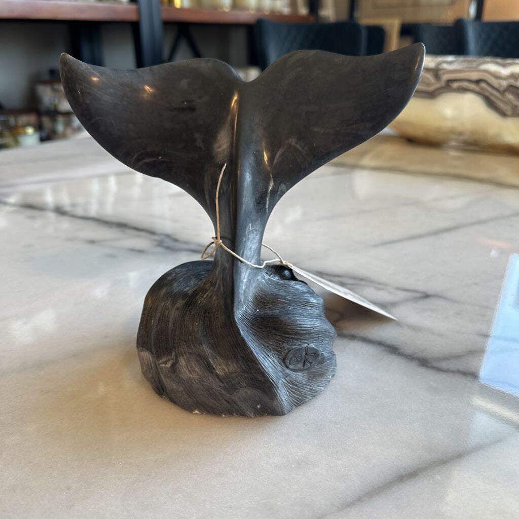 GJ Cook Co. Black Onyx Whale Tale- 7,25X4.5X7H