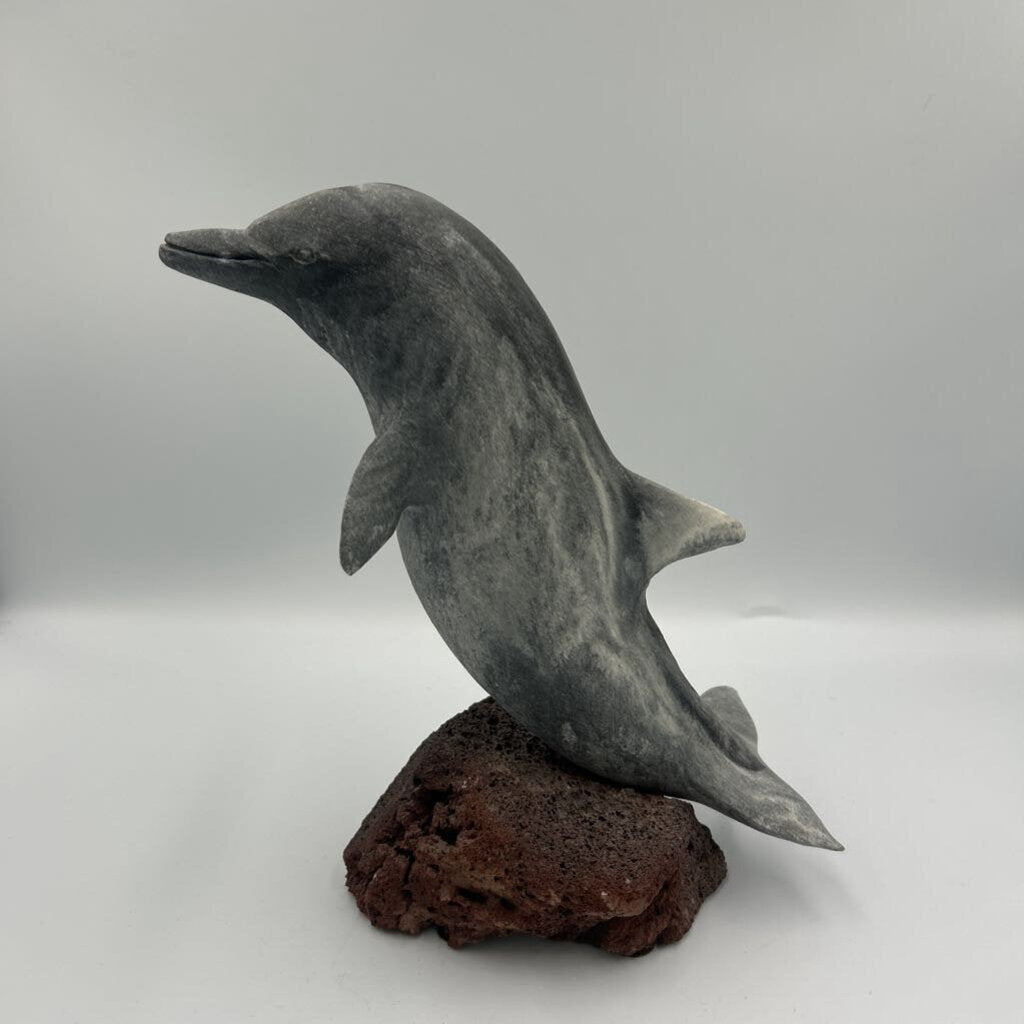 Dolphin on Lava Rock Signe by NW- '93 (890/1006)