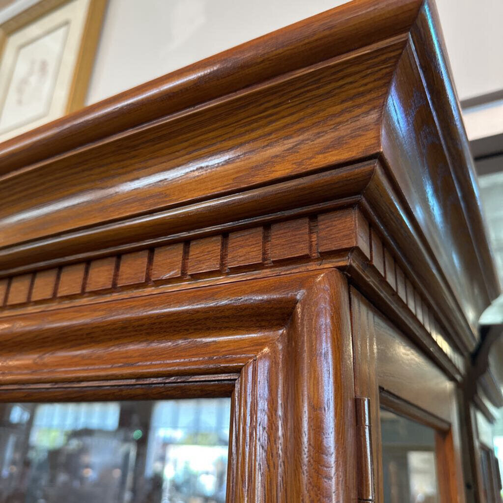 Philip Reinisch Oak Curio Cabinet W/ Side Door- 25X14X80H