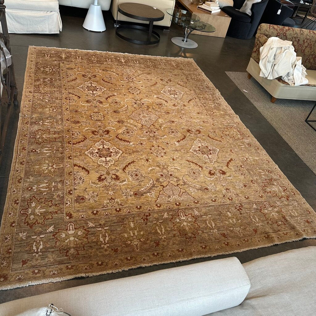 Ziegler & Company Cream/ Tan & White Hand Knotted Rug-8X11