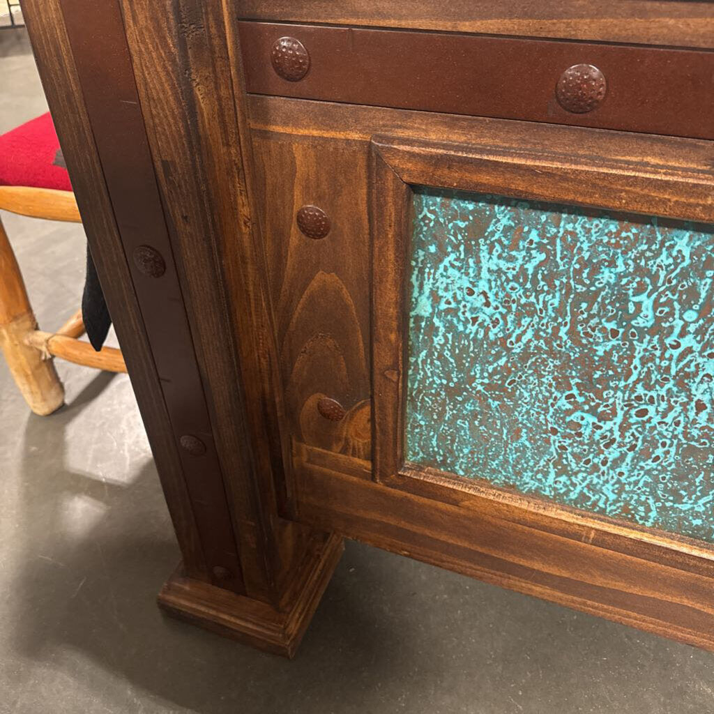 LMT Imports Turquoise Copper Panel Queen Bed