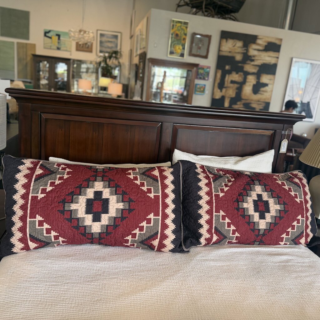 King Pendelton-Style Coverlet W/ Shams