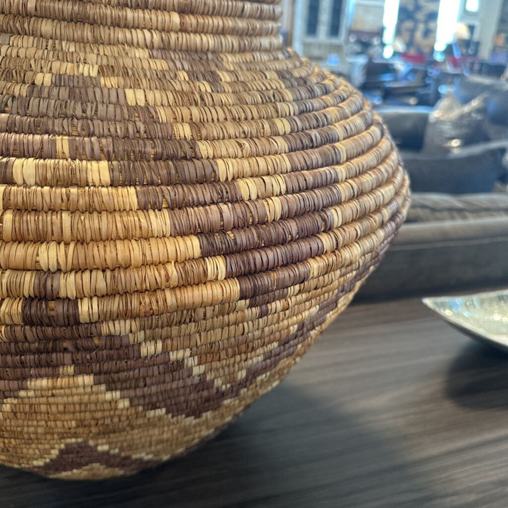 Hand Woven Olla Basket - 20X21H