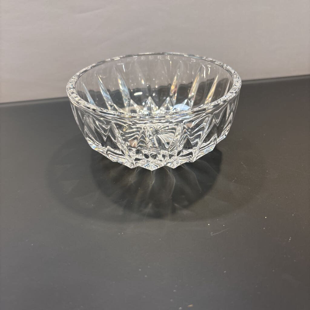 Vintage Clear Glass Bowl - 4.5X2H