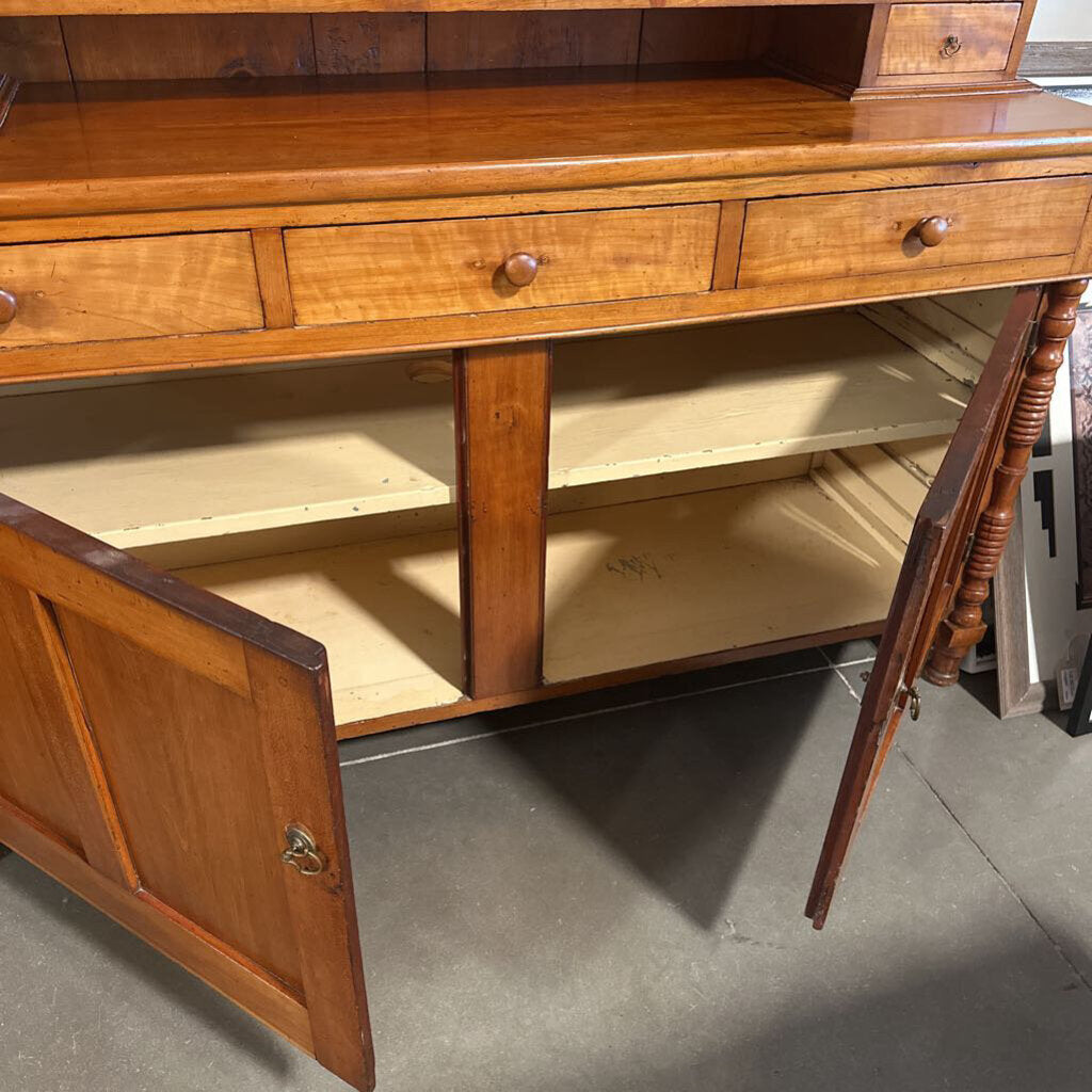 Pennsylvania Dutch Cupboard - 69X21.5X83.5H