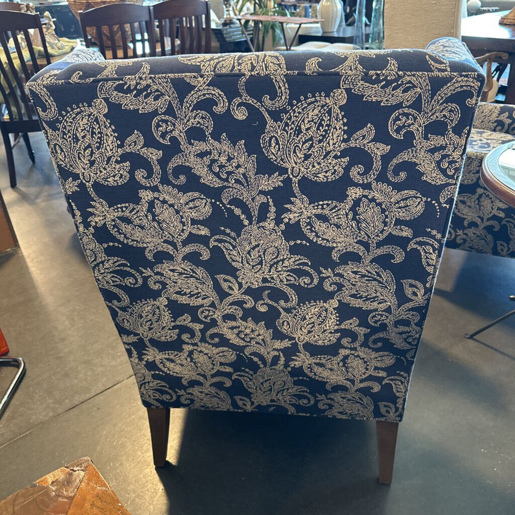 Ethan Allen Blue & White Floral Chairs- Pair - 31X34X43H