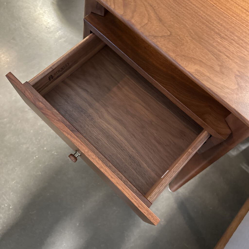 Stickley Bedroom Walnut Grove Nightstand- 22X18X27H