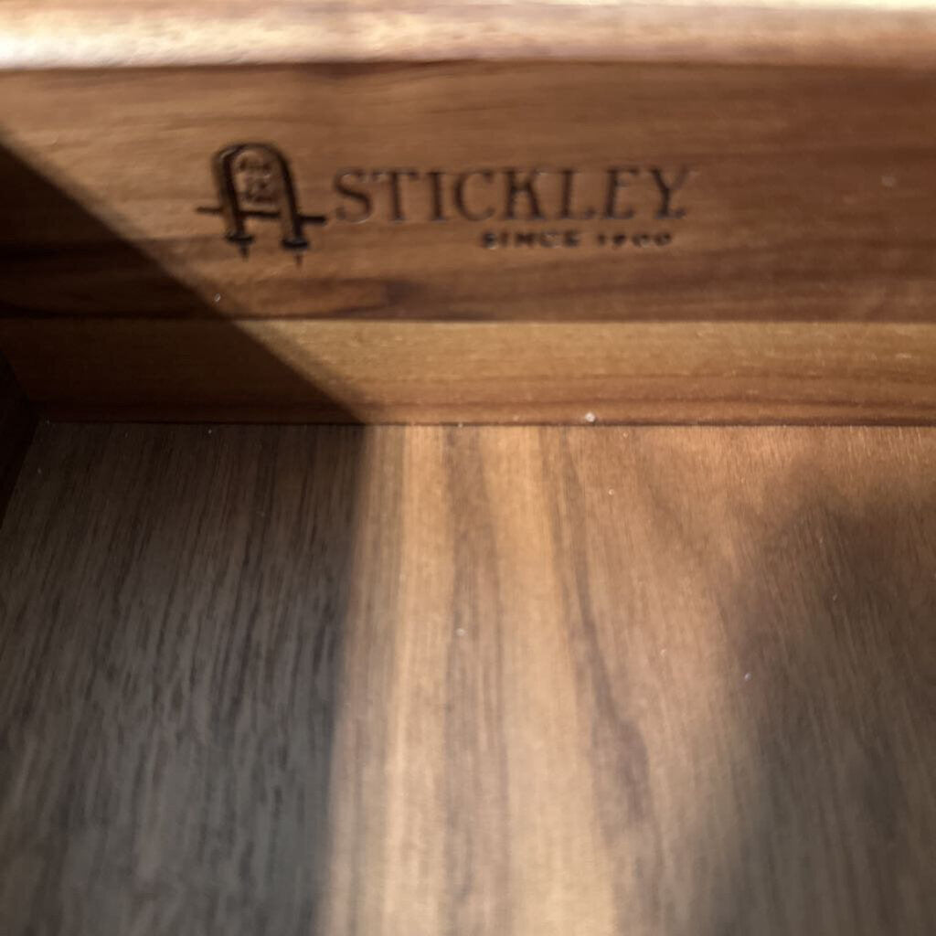 Stickley Bedroom Walnut Grove Nightstand- 22X18X27H