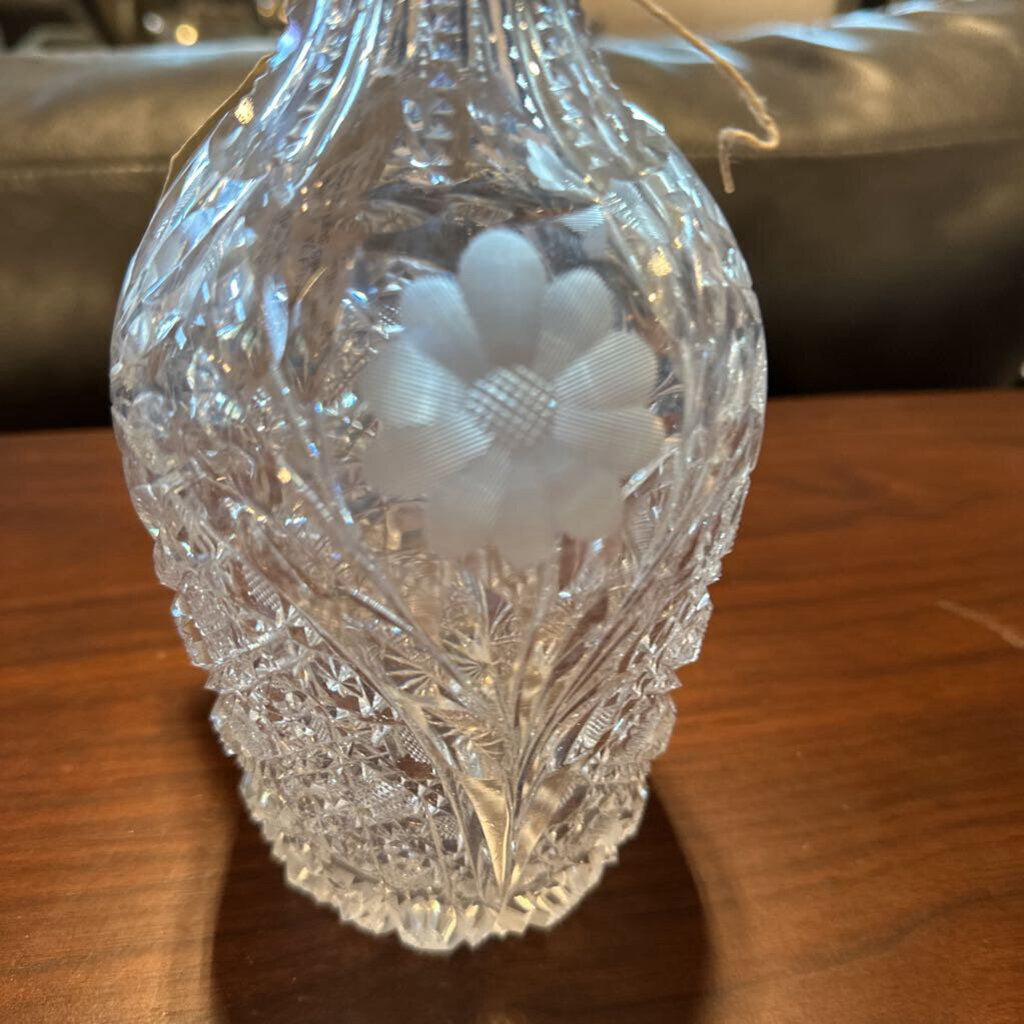 Etched Vintage Decanter W/ Flower- 5X12