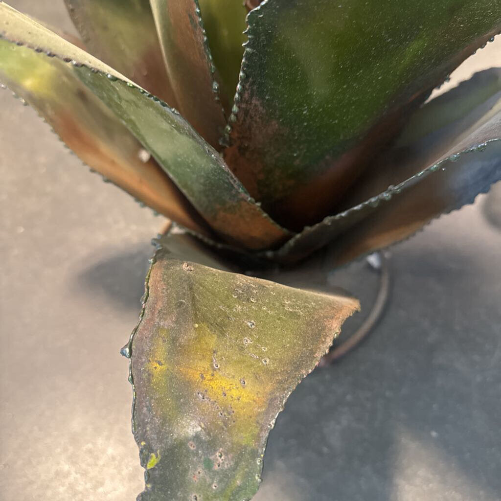 Metal Flowering Agave Yard Art- 17X21H