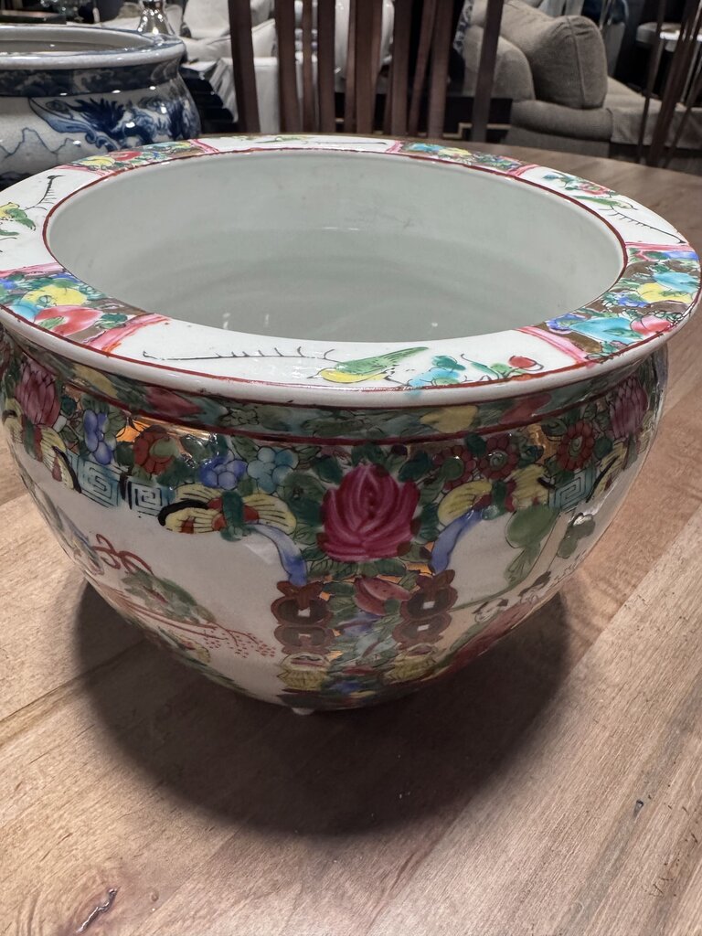 Chinese Porcelain Pot- 8.5X6H