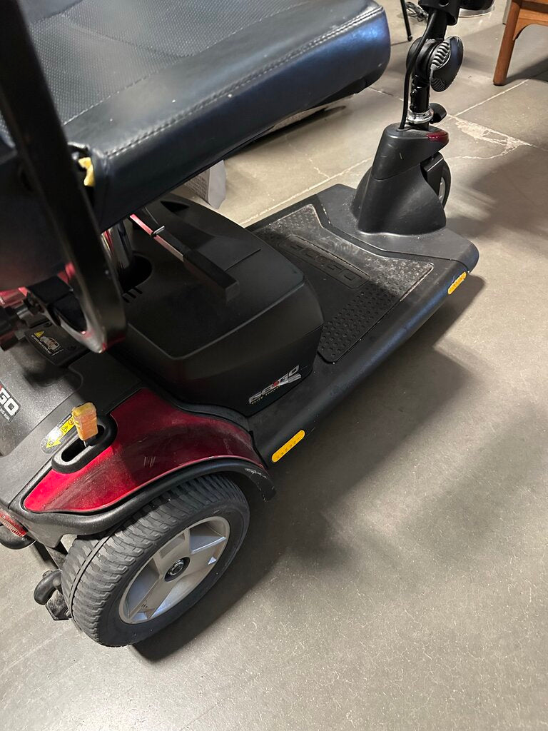 Pride Go-Go Elite Traveller Plus Mobility Scooter 3 Wheel