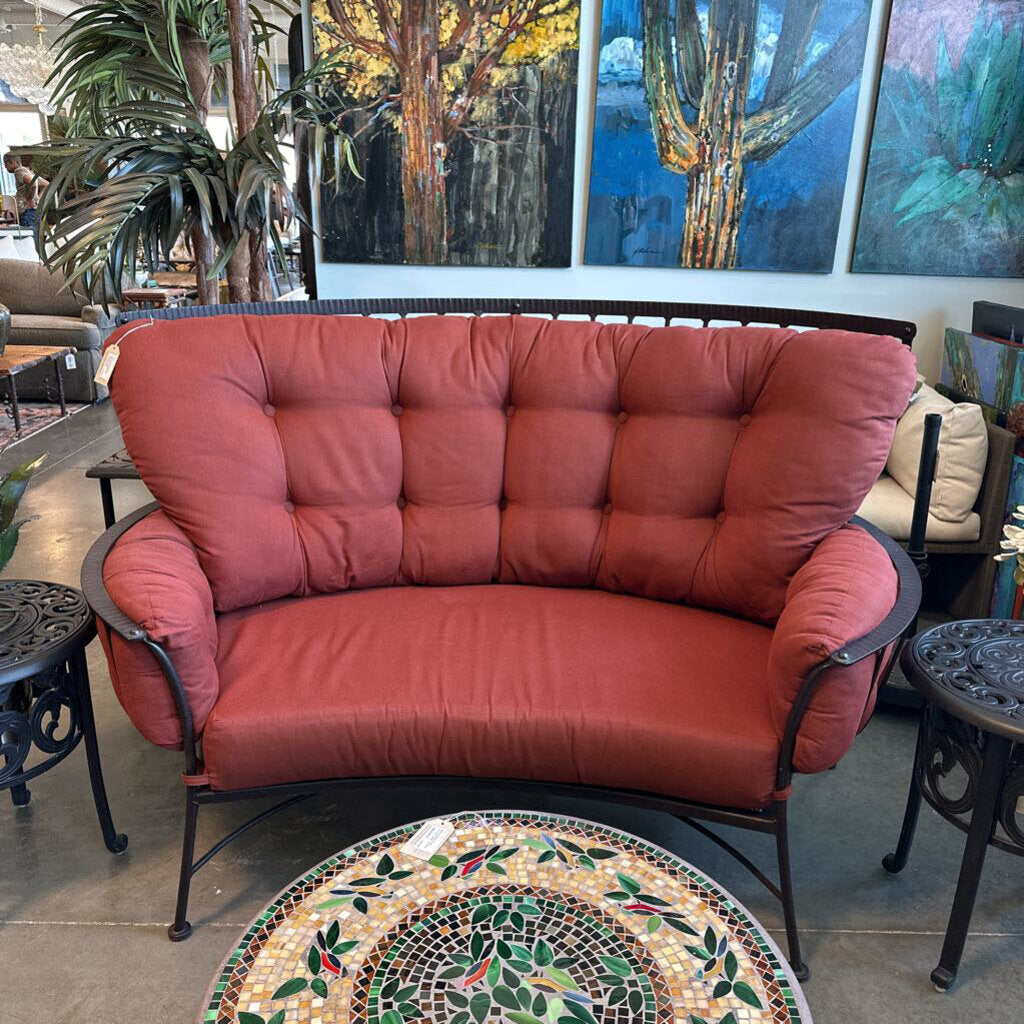O.W.Lee Monterra Curved Loveseat - 66X41X44H