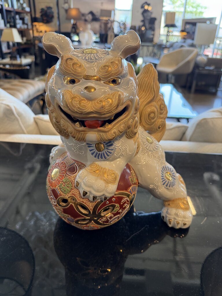 Japan Kutani Porcelain figurine Shisa Guardian Lion Foo Dog-