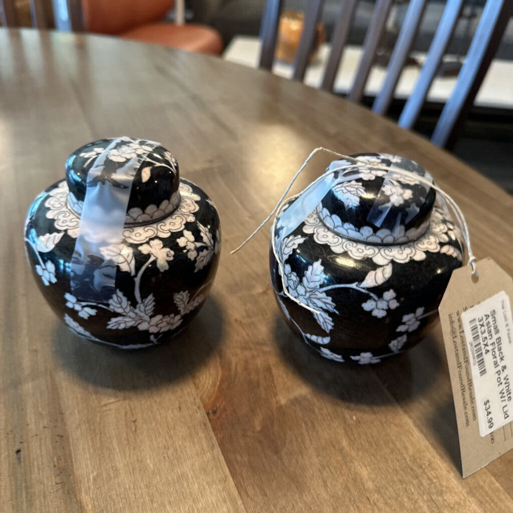 Small Black & White Asian Floral Pot W/ Lid- 3X3.5X4