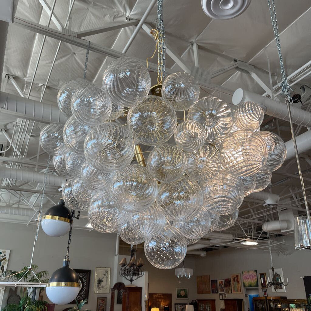 Visual Comfort Talia Large 8 Light Chandelier- 33X24