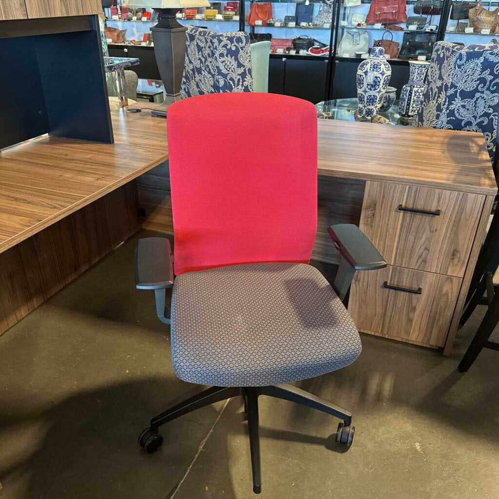 9 to 5 NeoLite Custom Task Chair - 26X26X40H