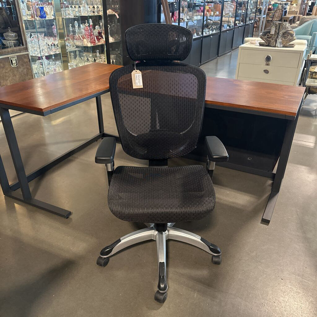 Staples Union & Scale Flexit Hyken Chair - 27X23.5X47.5H