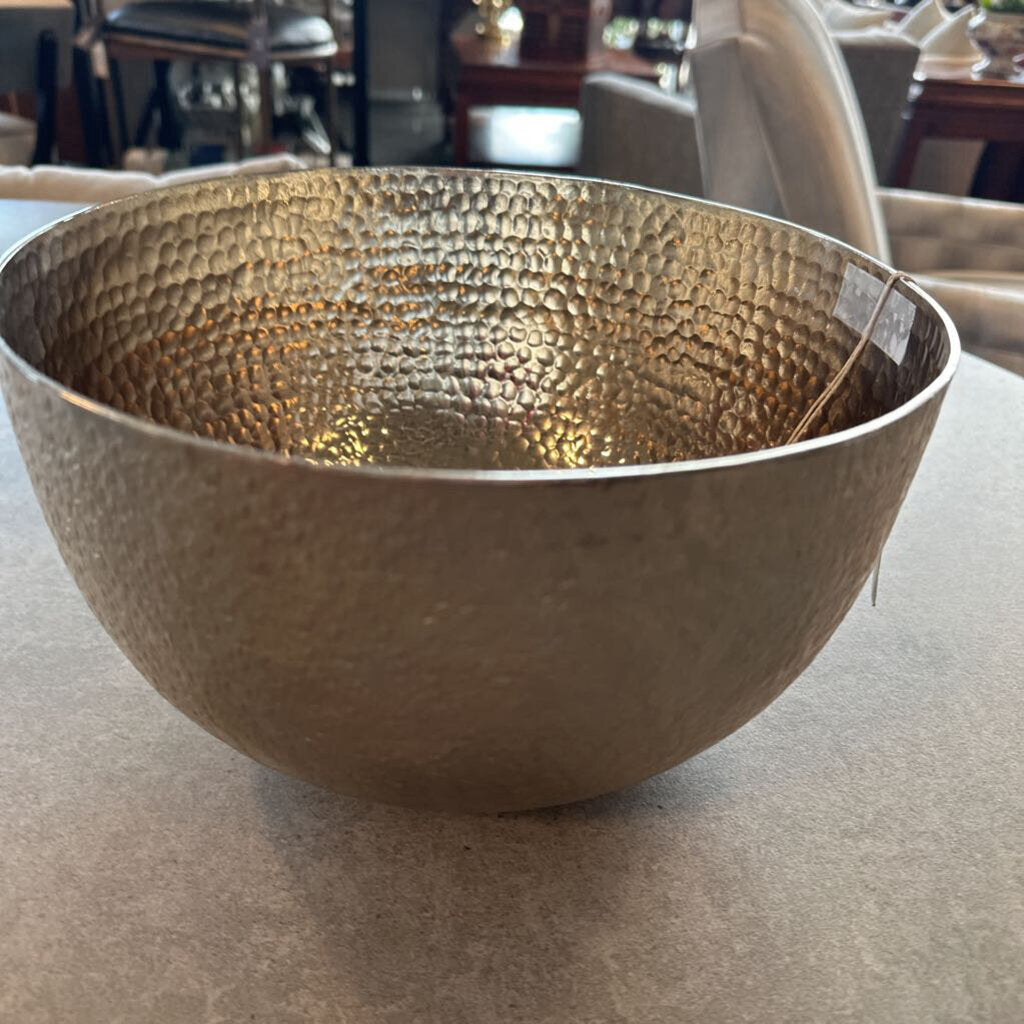 Round Hammered Sliver Bowl
