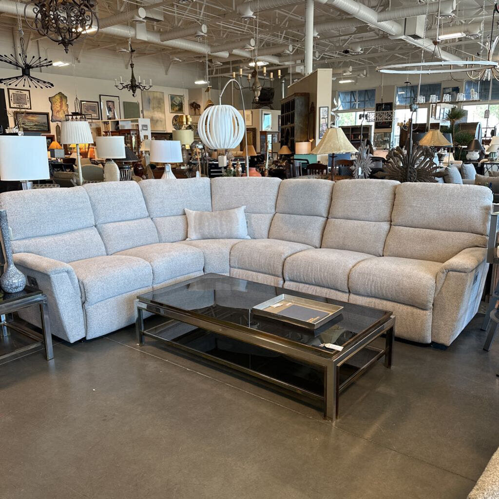 La-Z-Boy Ava Sectional W/ 2 Recliners - 113X90X43